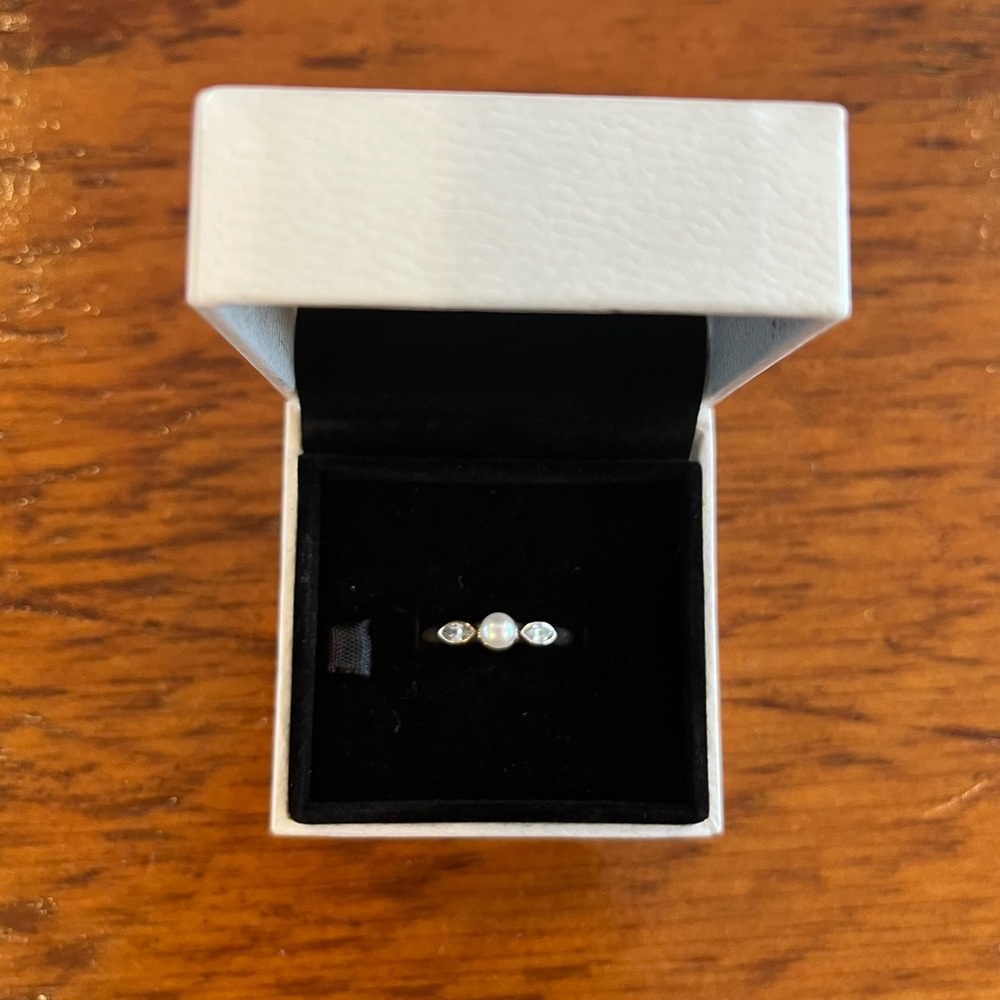 Pandora Silver Ring with White Pearls and Clear Stones